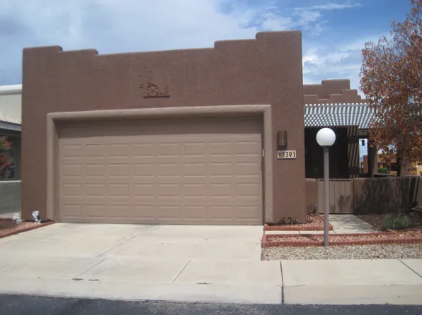 391 S Meadowood Ln, Sierra Vista, AZ 85635