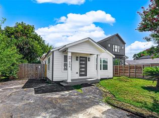 404 E 37th St, Houston, TX 77018
