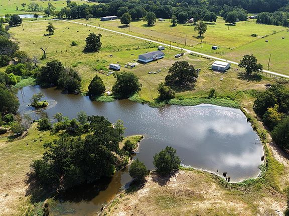 2nd image of 332 County Road 691