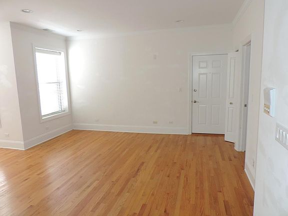 2nd image of 618 Elmwood Ave #A1