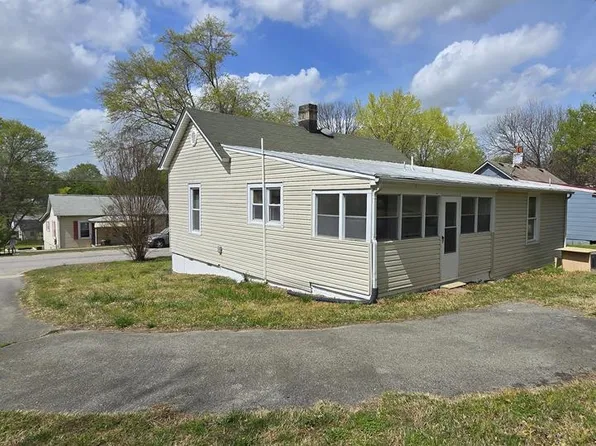 73 Baltimore Ave, Danville, VA 24541