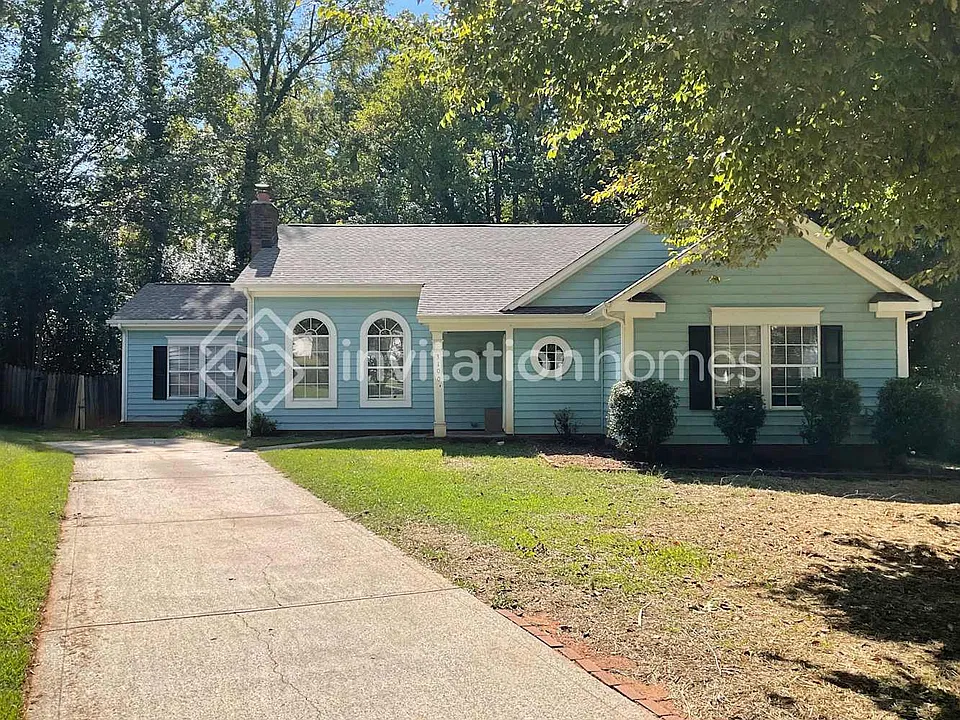 3100 Periwinkle Ct
