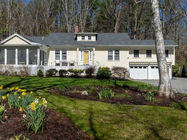 802 Shore Road, York, ME 03902