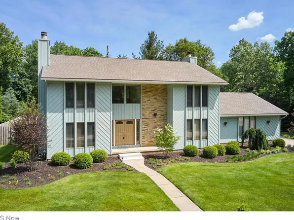 675 Rockwood Dr, Akron, OH 44313