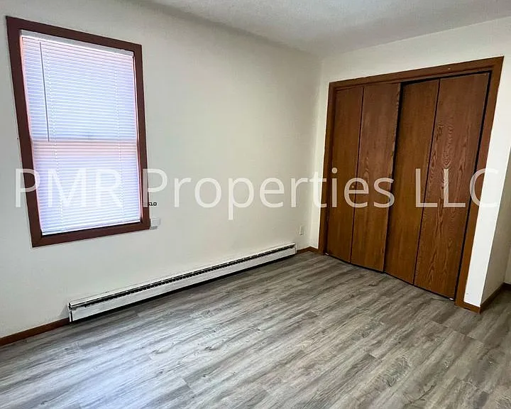 722 6th Ave — Photo 8