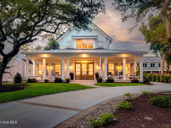 2209 Front Street, Beaufort, NC 28516