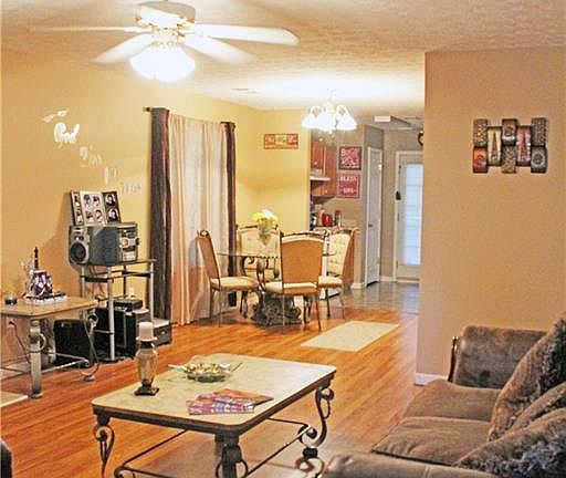 2nd image of 7165 Crystal Creek Pl