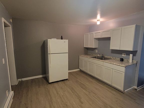 2nd image of 1202 S Michigan Ave #5