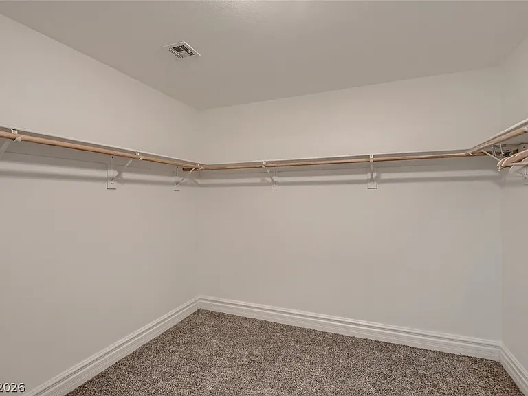 6689 Roanoke Ct — Photo 21