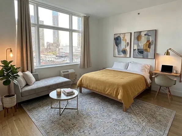 226 50th Ave APT 8A, Long Island City, NY 11101
