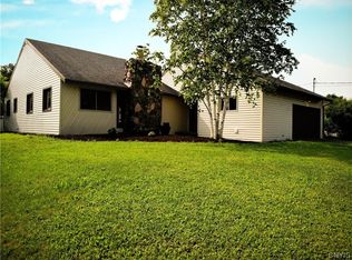 8 Hickory Park Rd, Cortland, NY 13045