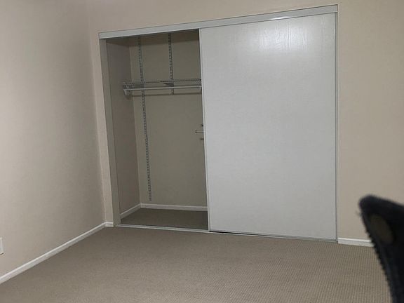 3rd image of 1115 N Flores St APT 5