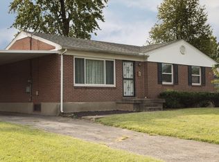 5305 Robinwood Rd, Louisville, KY 40218