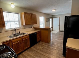 642 Six Mile Rd NW #642, Comstock Park, MI 49321