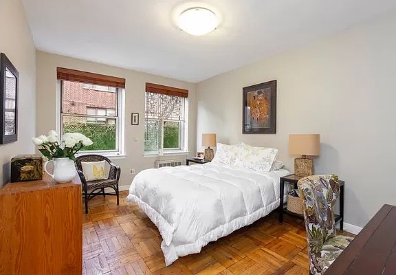 4th image of 235 W 70th St APT 1C