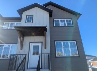 1117 Yasmin Ali Cres, Winnipeg, MB R3Y2G4