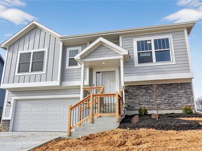 16209 Ryan Cir, Kansas City, MO, 64152