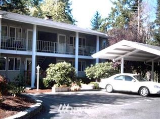 8319 Cirque Dr W, University Place, WA