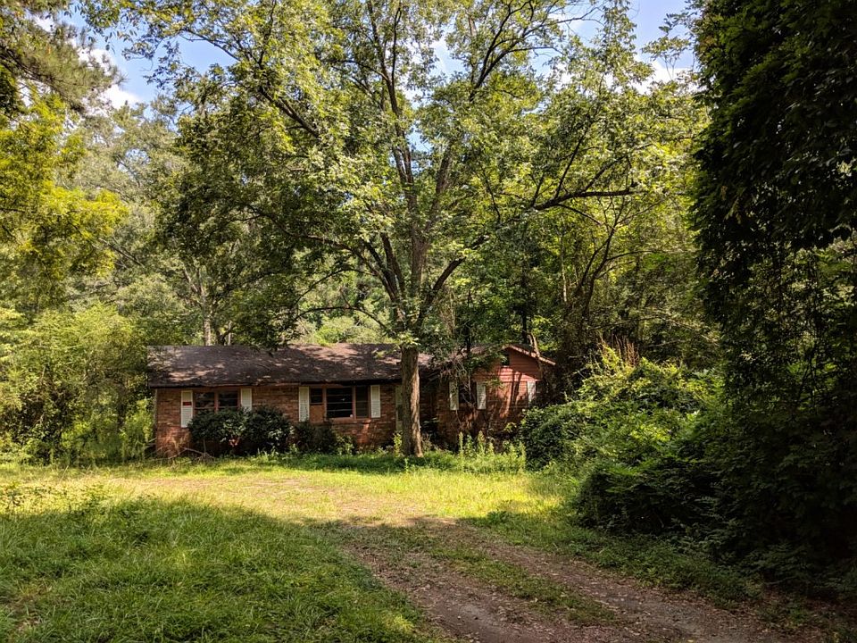 2nd image of 1972 Duncan Dr NW