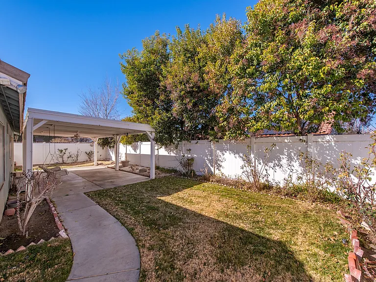 1833 Arbuckle Way — Photo 20