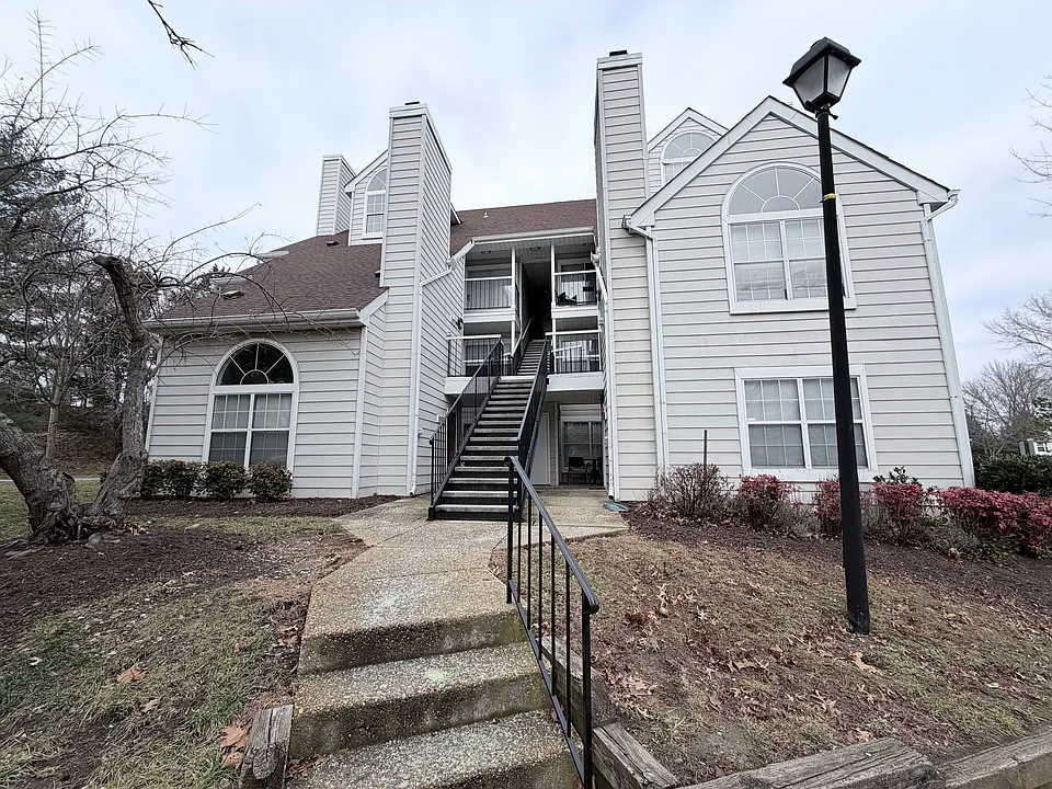 15777 Easthaven Ct #302