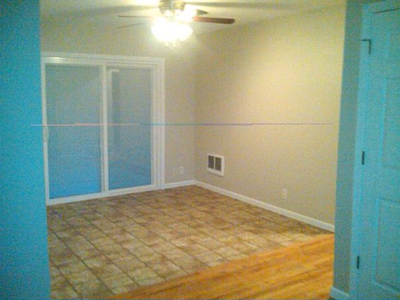2nd image of 913 SE 16th Ave