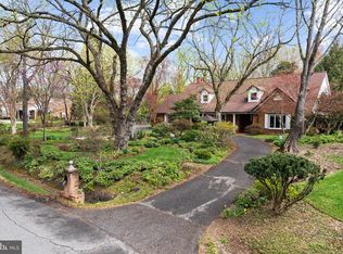 12316 Hatton Point Rd, Fort Washington, MD 20744