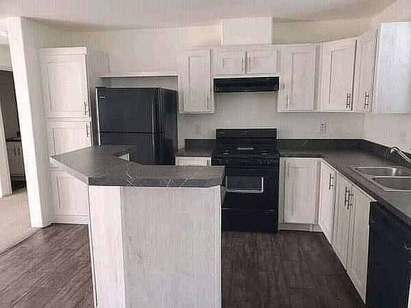 3rd image of 100 Neddy Ave #4