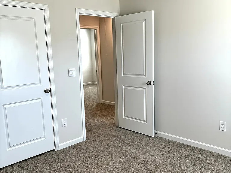 100 Kelsey Ct — Photo 45