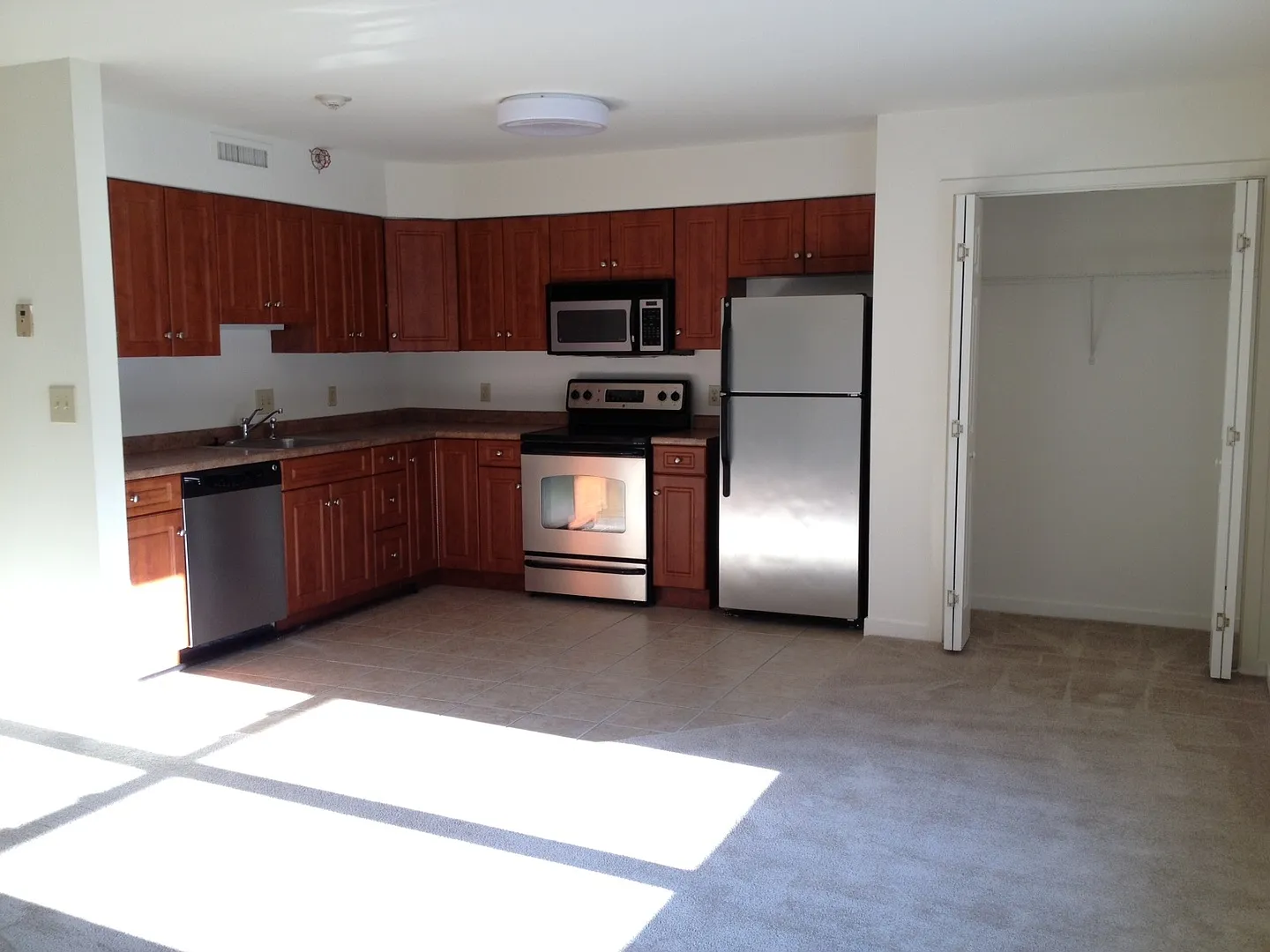 Chestnut Hill East — Photo 3