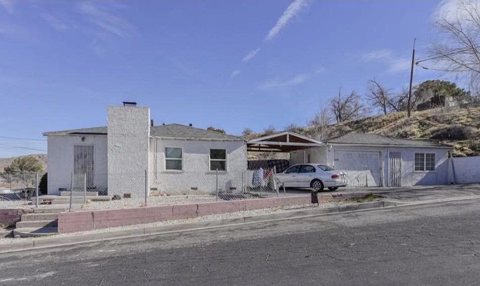 1st image of 16701 Forrest Ave