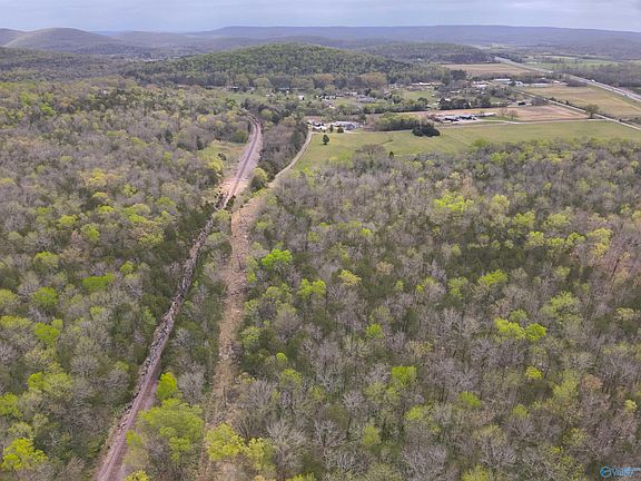 5th image of 32 Acres Hwy #72