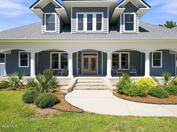 3rd image of 248 Highwood Lane