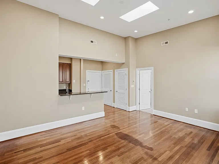 1324 Euclid St NW #407 — Photo 5