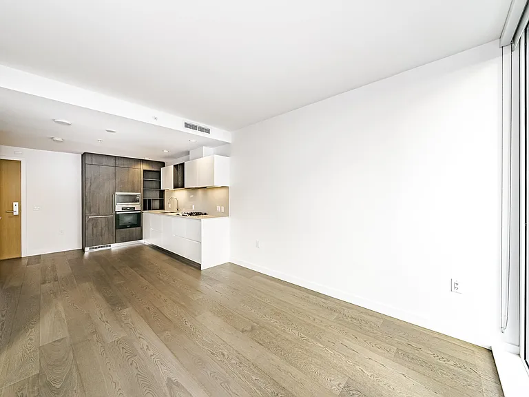 6000 McKay Ave #22XX — Photo 6