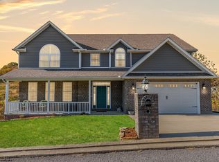 323 Salonika Dr, Morgantown, WV 26508