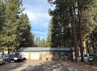 19580 River Woods Dr, Bend, OR 97702