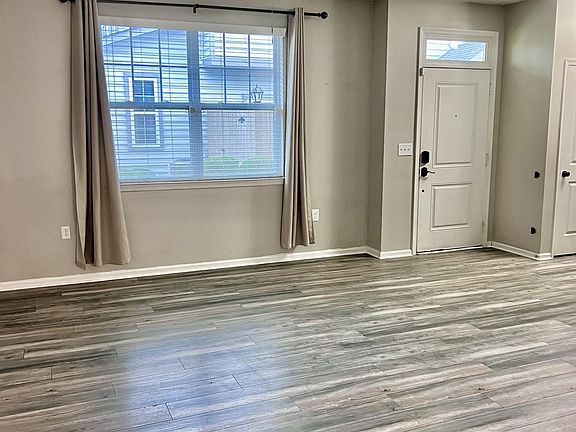 2nd image of 4356 Turnworth Arch #1