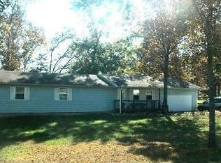 366 Dickens Cir, Forsyth, MO 65653