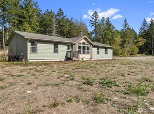 3399 Wilson Rd, Oak Harbor, WA 98277