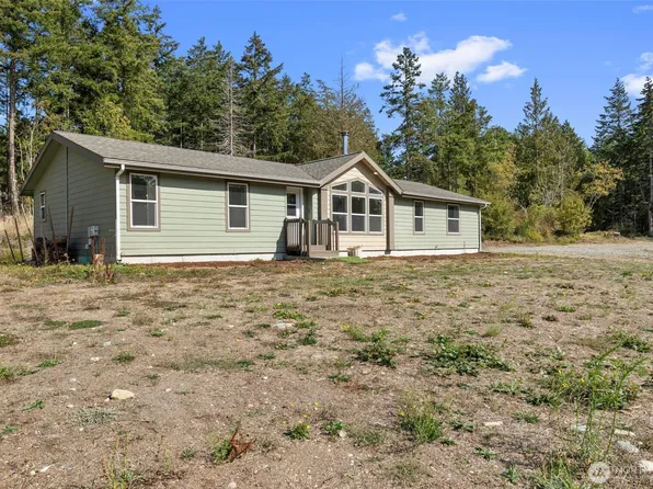 3399 Wilson Road, Oak Harbor, WA 98277
