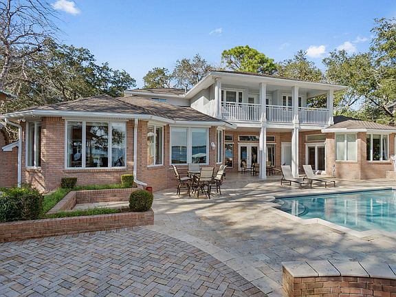 5th image of 1071 Treepoint Dr
