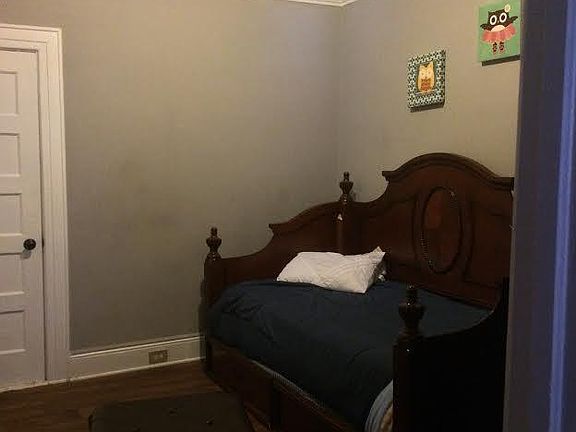 2nd image of 1420 Hancock St