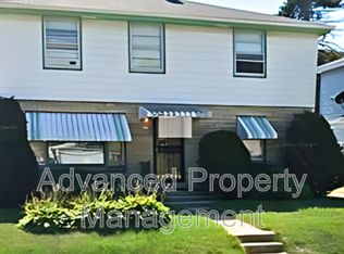 6215 W Keefe Avenue Pkwy, Milwaukee, WI 53216