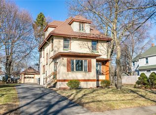 12 Maplehurst Rd, Rochester, NY 14617