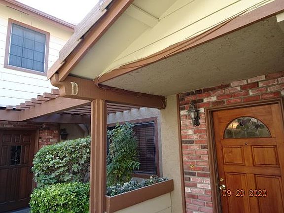 3rd image of 3265 Dayflower St #D