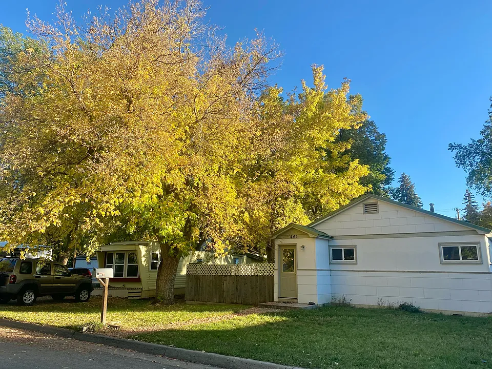 441 Eugene St
