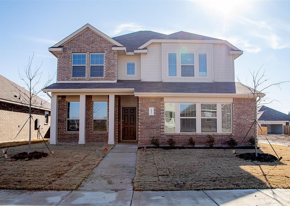 1st image of 1822 Cross Oaks Dr