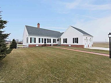 185 Augusta Ln Waverly Ia 50677 Zillow