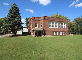 104 S Main St, Shirley, IN 47384